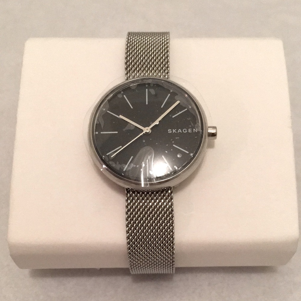 Skagen Mesh Bracelet Watch NWT